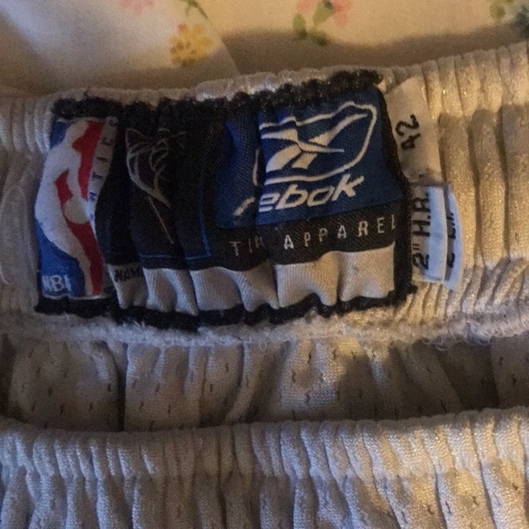 Official Game Worn NBA shorts Milwaukee Bucks early 2000’s Reebok SZ 42 2x l - Picture 3 of 6